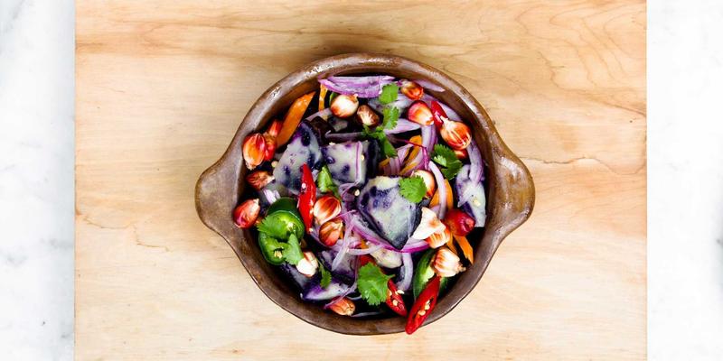 功能性训练器材大全：用战绳、药球、TRX与哑铃打造高效健身方案