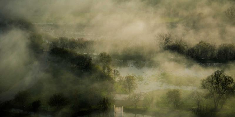 户外公共健身器材使用全指南：从科学热身到精准肌群训练方案